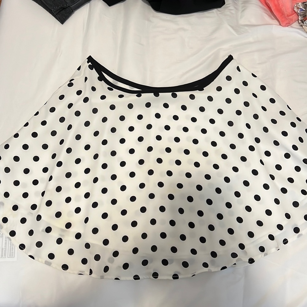 F21 polka dot skirt